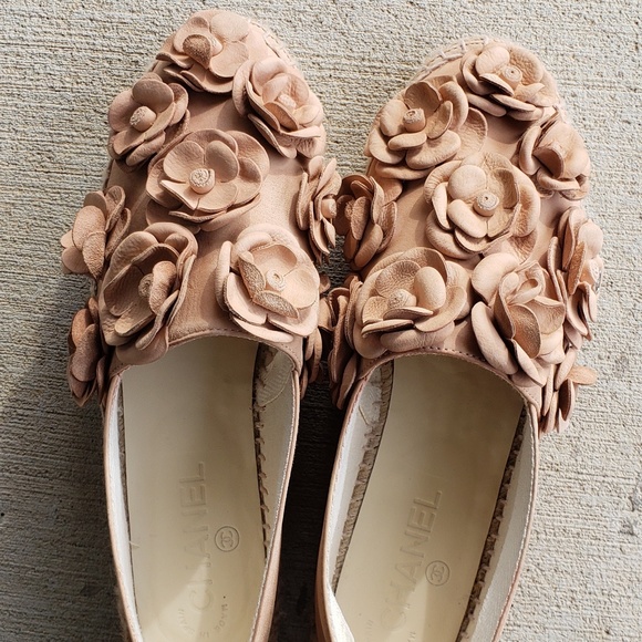 Chanel Camillia Espadrilles - Picture 8 of 8